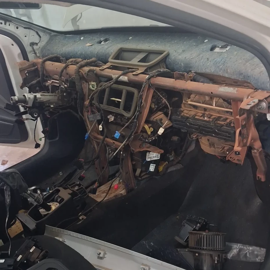 Foto 10:  — Comando Soluções Automotivas 